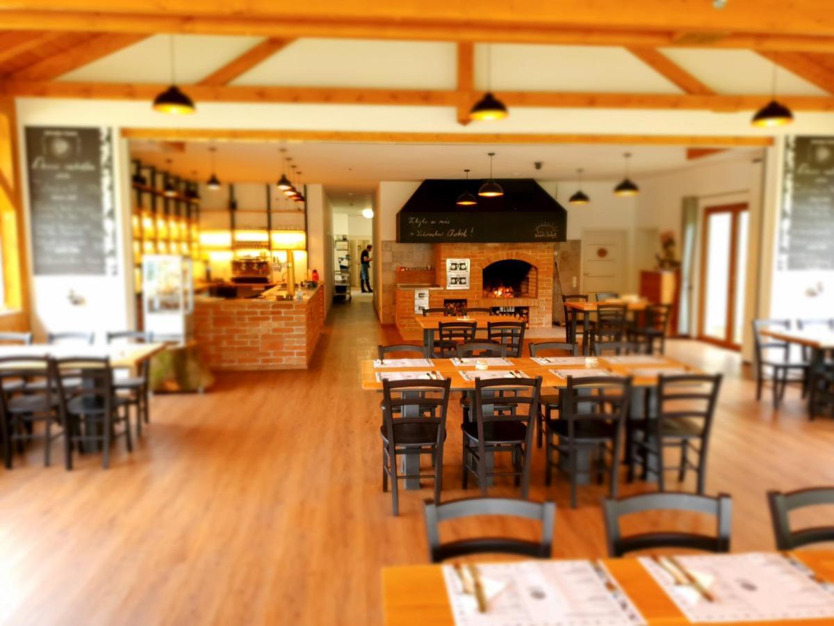 Letovisko Chobot - Village Resort Kácov Zewnętrze zdjęcie