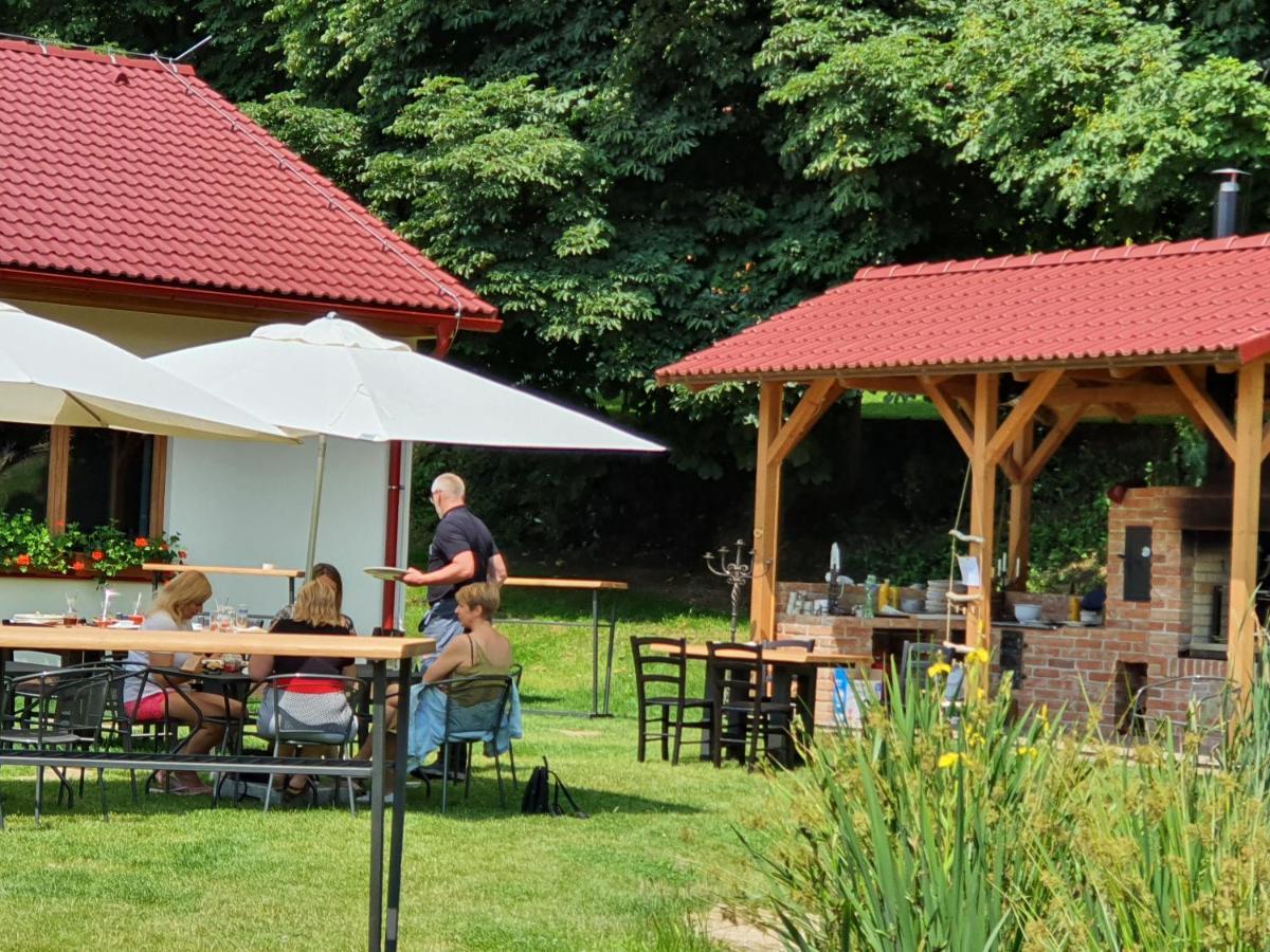 Letovisko Chobot - Village Resort Kácov Zewnętrze zdjęcie